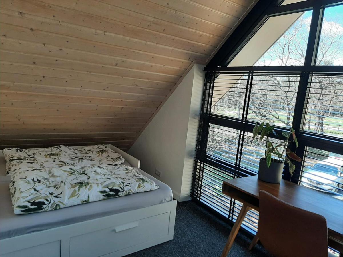 Vakantiehuis Met Hottub En Barrelsauna ออมเมิน ภายนอก รูปภาพ