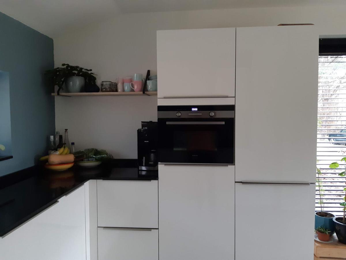 Vakantiehuis Met Hottub En Barrelsauna ออมเมิน ภายนอก รูปภาพ